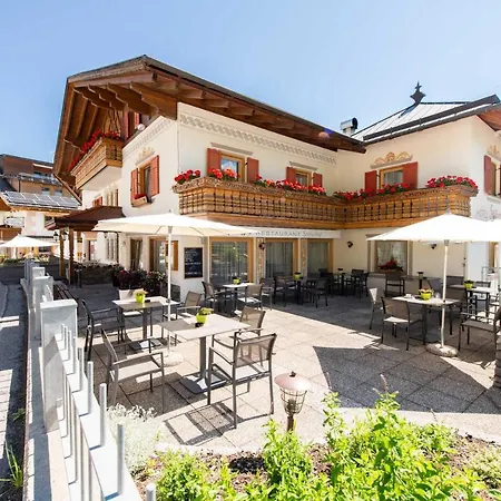 Hotel Stilfserhof-3
